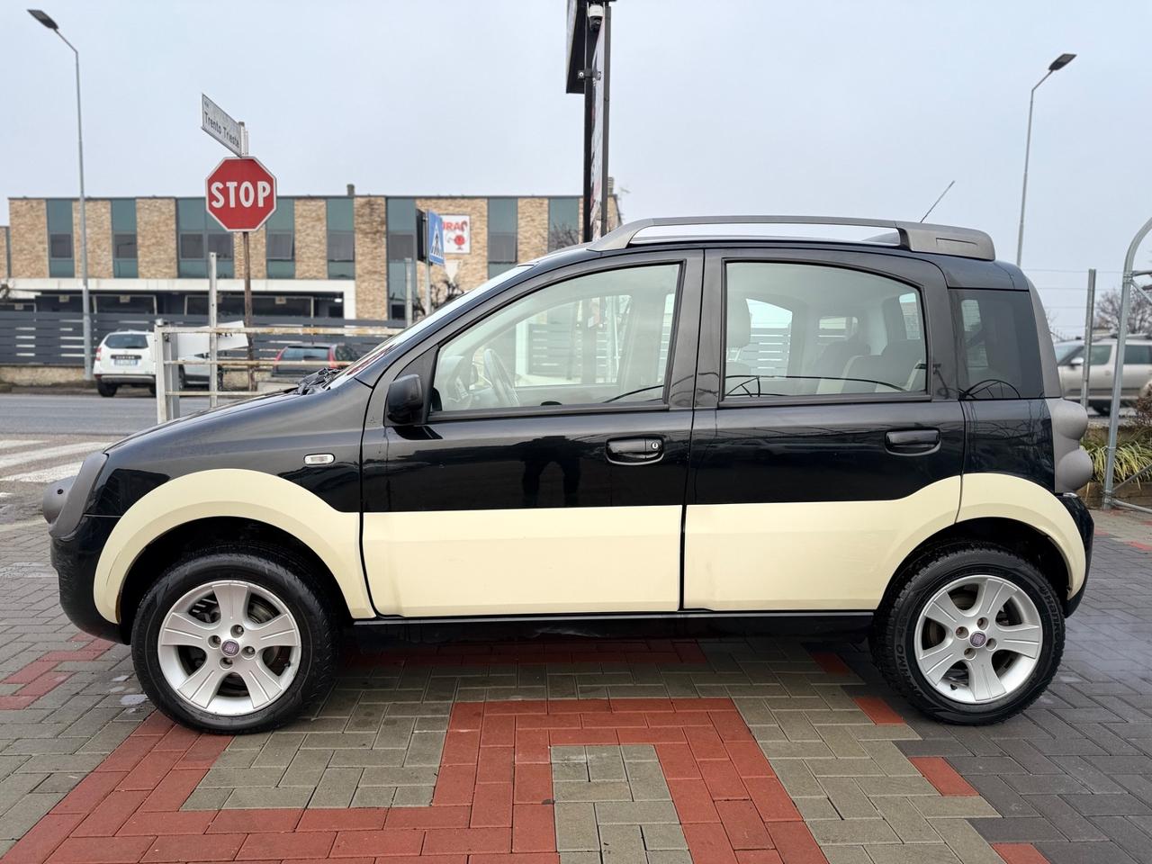 Fiat Panda 1.3 MJT 16V 4x4 Cross OK NEOPATENTATI