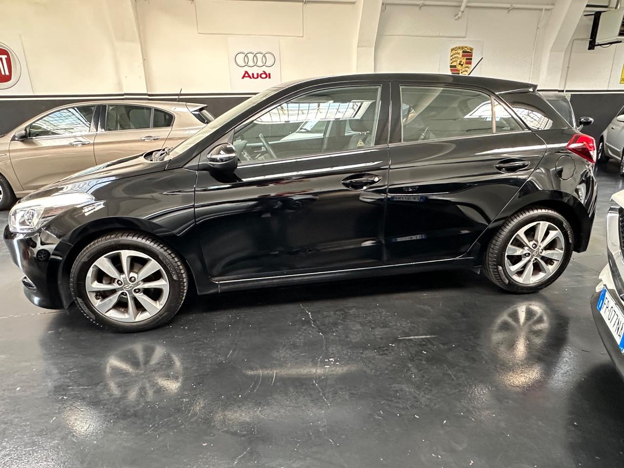 Hyundai i20 1.2 84 CV 5 porte Econext Comfort
