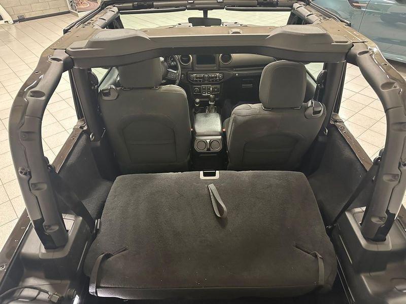 Jeep Wrangler Wrangler 2.2 Mjt II Sahara aut. | HARD TOP