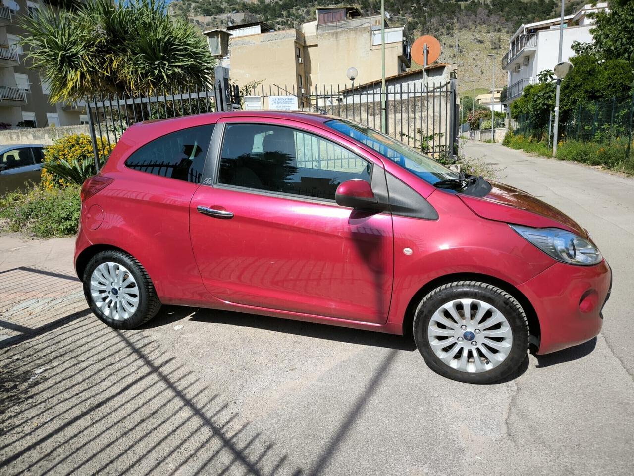 Ford Ka Ka+ 1.2 8V 69CV Titanium 2011