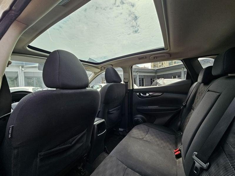 Nissan Qashqai 1.5 110 dCi N-Connecta