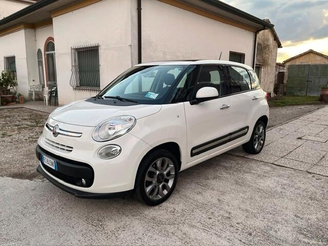 Fiat 500L 0.9 TwinAir Turbo Natural Power Lounge