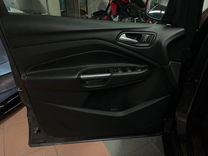Ford Kuga 1.5 TDCI ST-LINE S&S 2WD 120CV POWERSHIFT