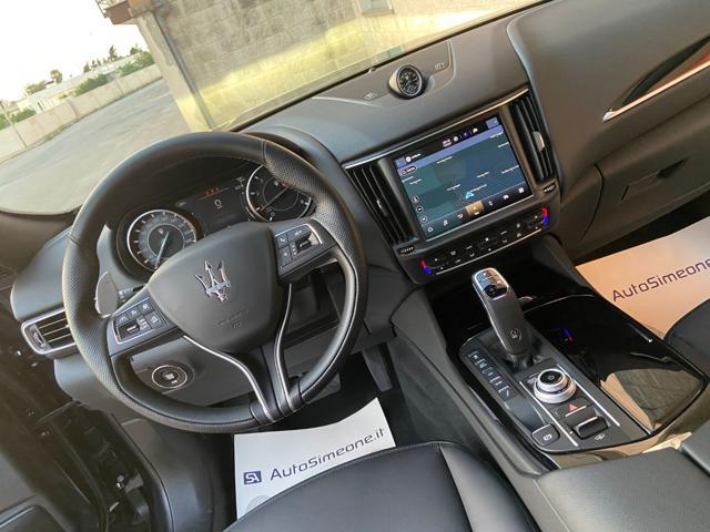 MASERATI Levante MHEV 330 CV AWD GT ULTIMA TETTO APR/PAN.