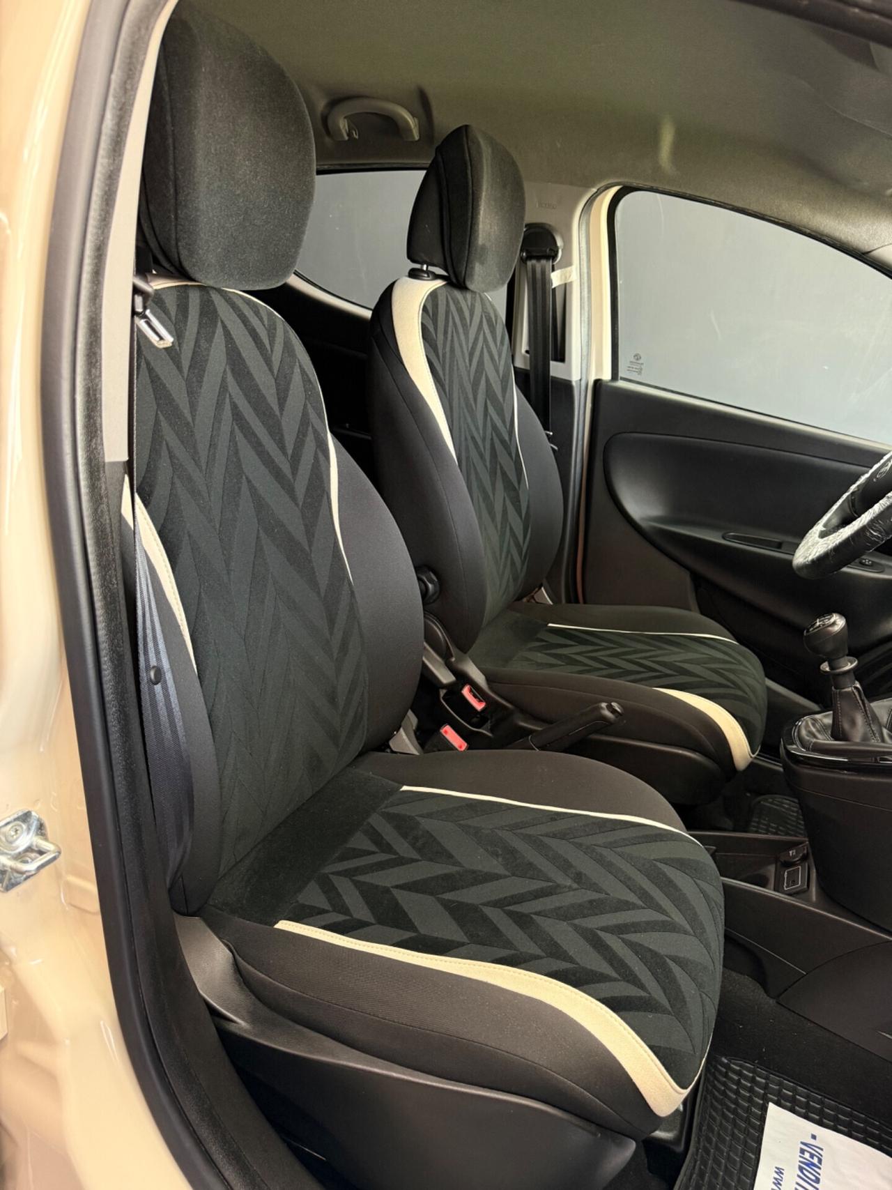 Lancia Ypsilon 1.2 GPL Ecochic Gold 2016