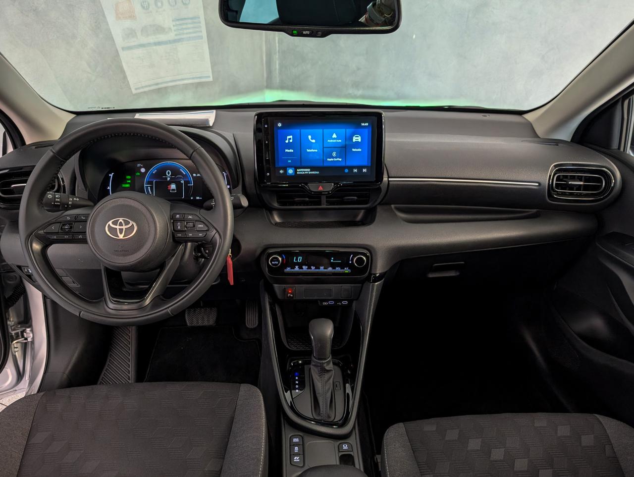 Toyota Yaris 1.5 Hybrid Trend