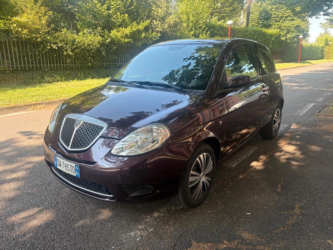 Lancia Ypsilon 1.2 Argento km.87.000