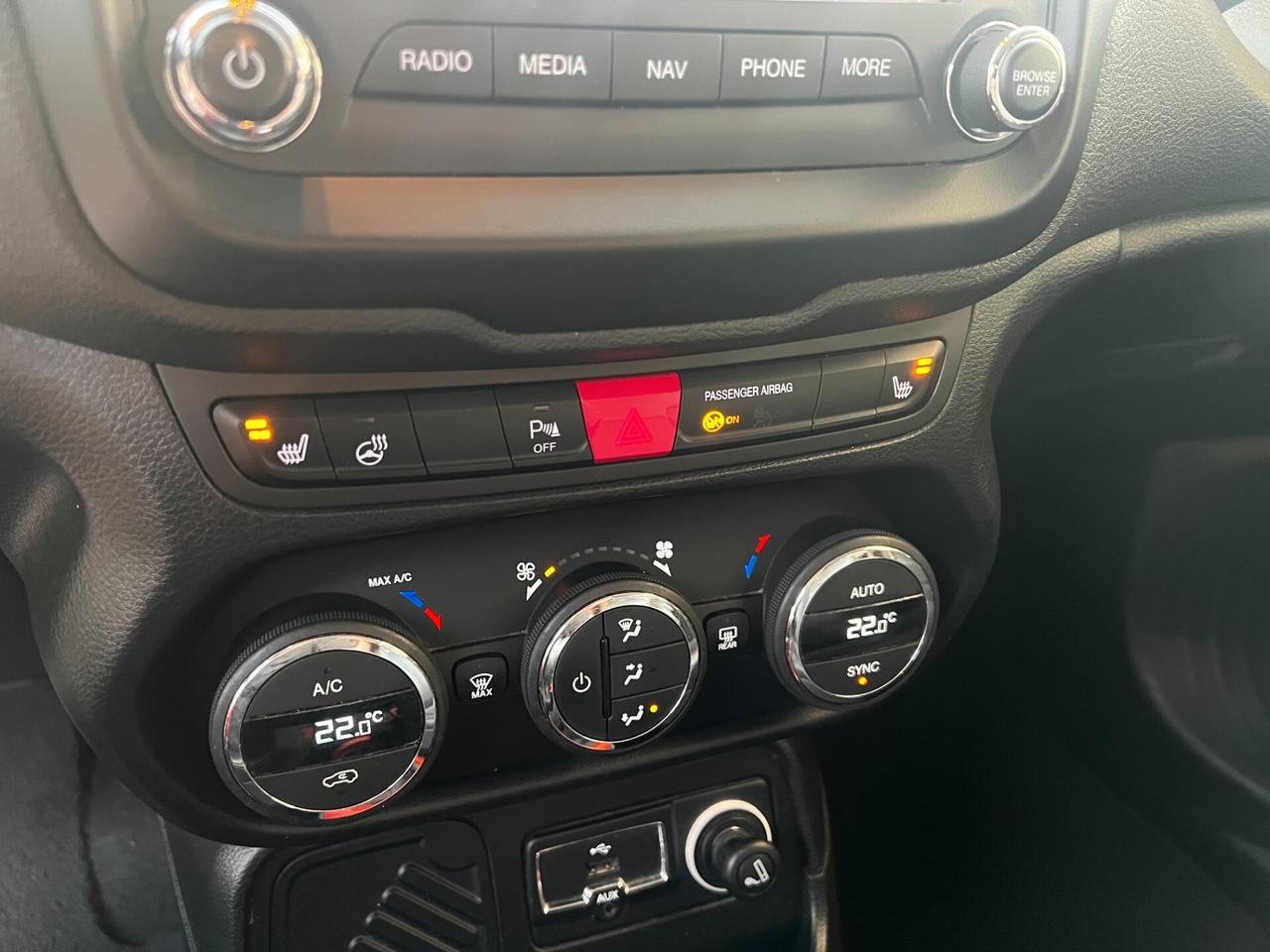 Jeep Renegade 1.6 Mjt 120 CV Limited- NAVI