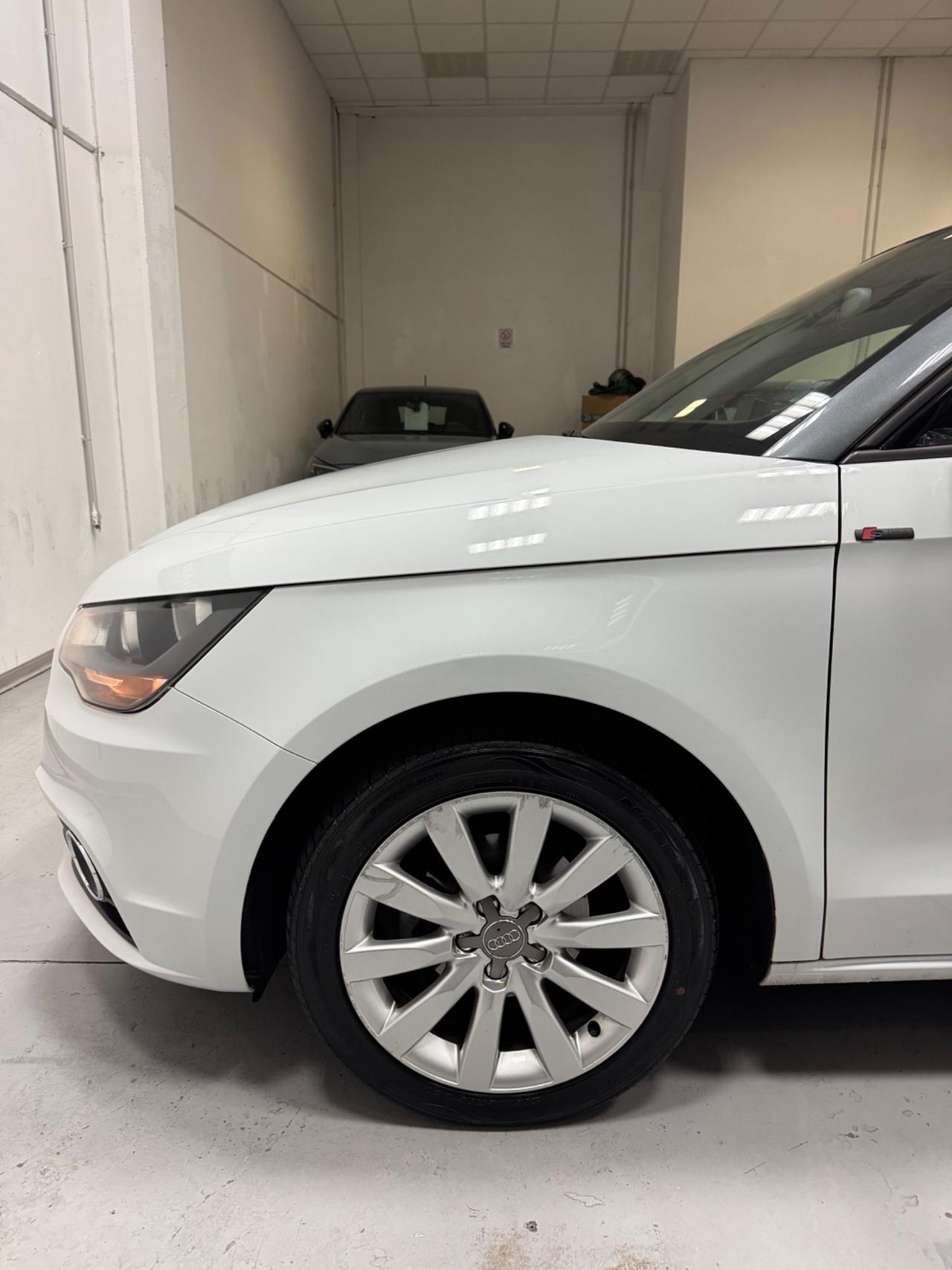Audi A1 SPB 1.2 TFSI S line edition plus
