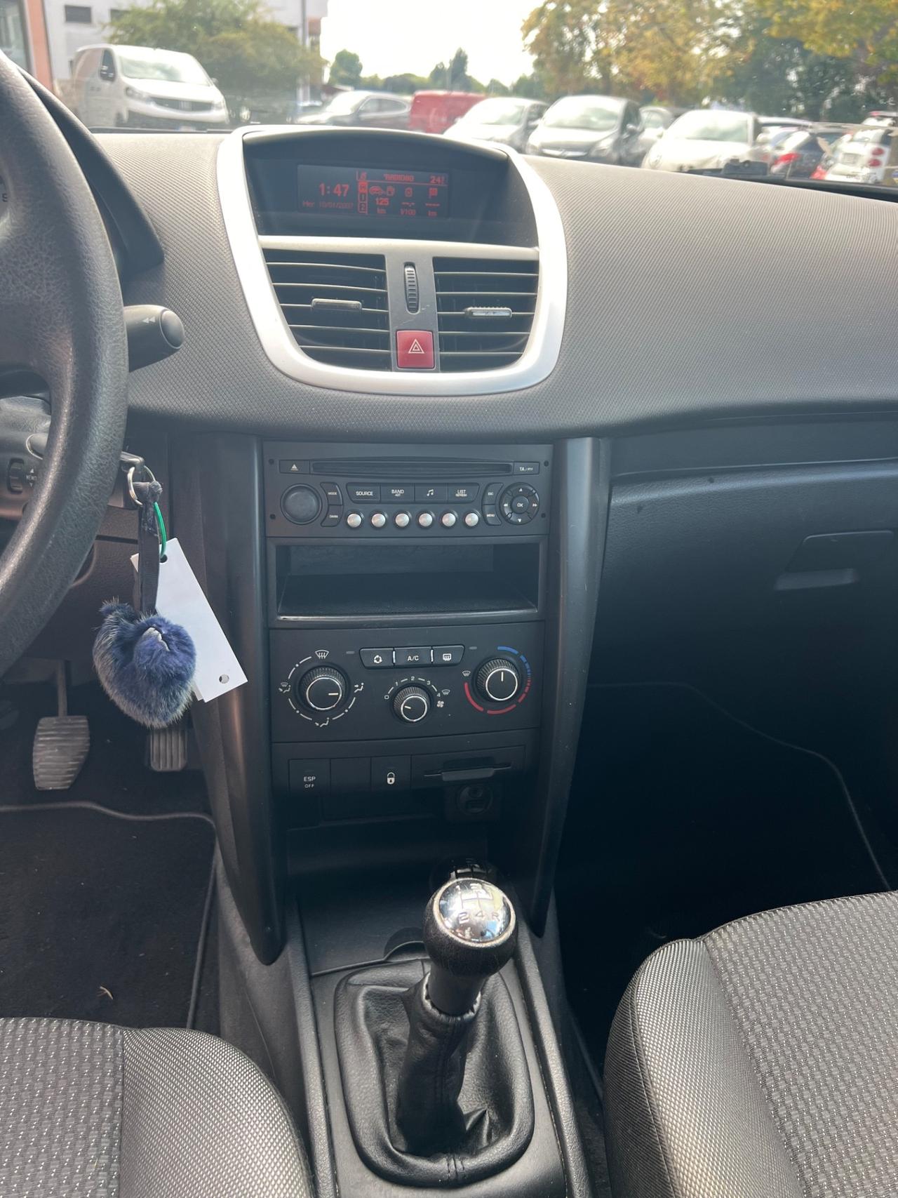 Peugeot 207 1.4 HDi 70CV 5p. Allure