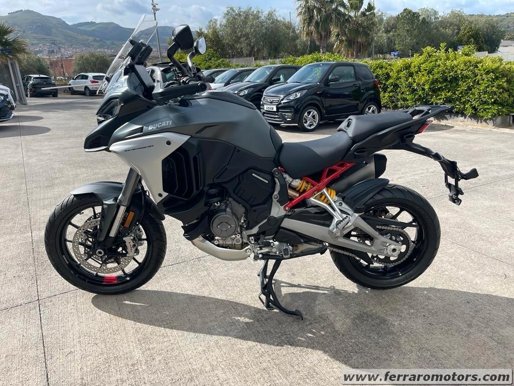 Ducati Multistrada V4 travel radar