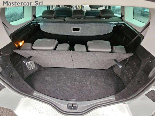 RENAULT Grand Espace G. SCENIC 7 POSTI 1.3 tce Business TG : GG215WT