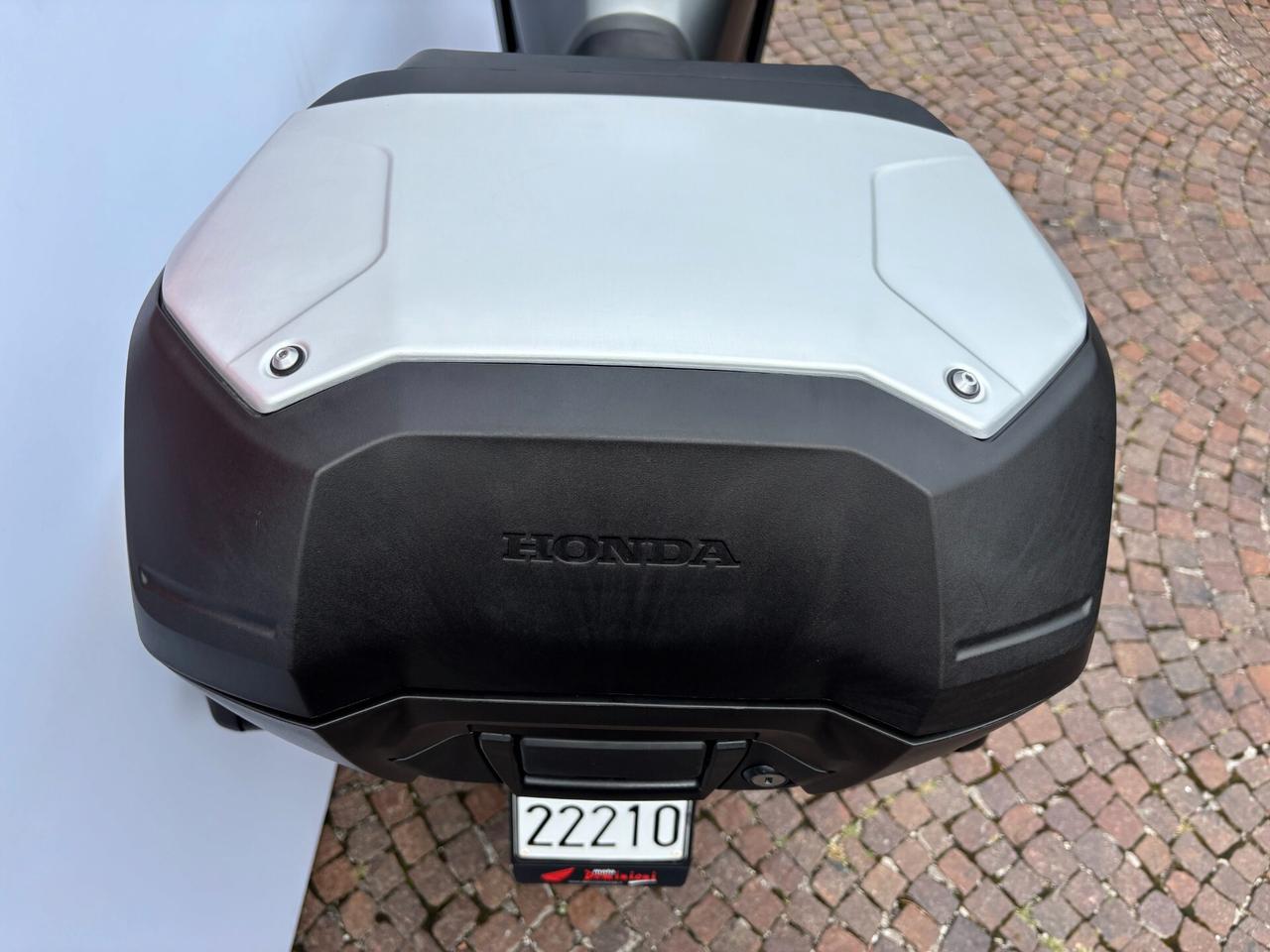 Honda Transalp XL750