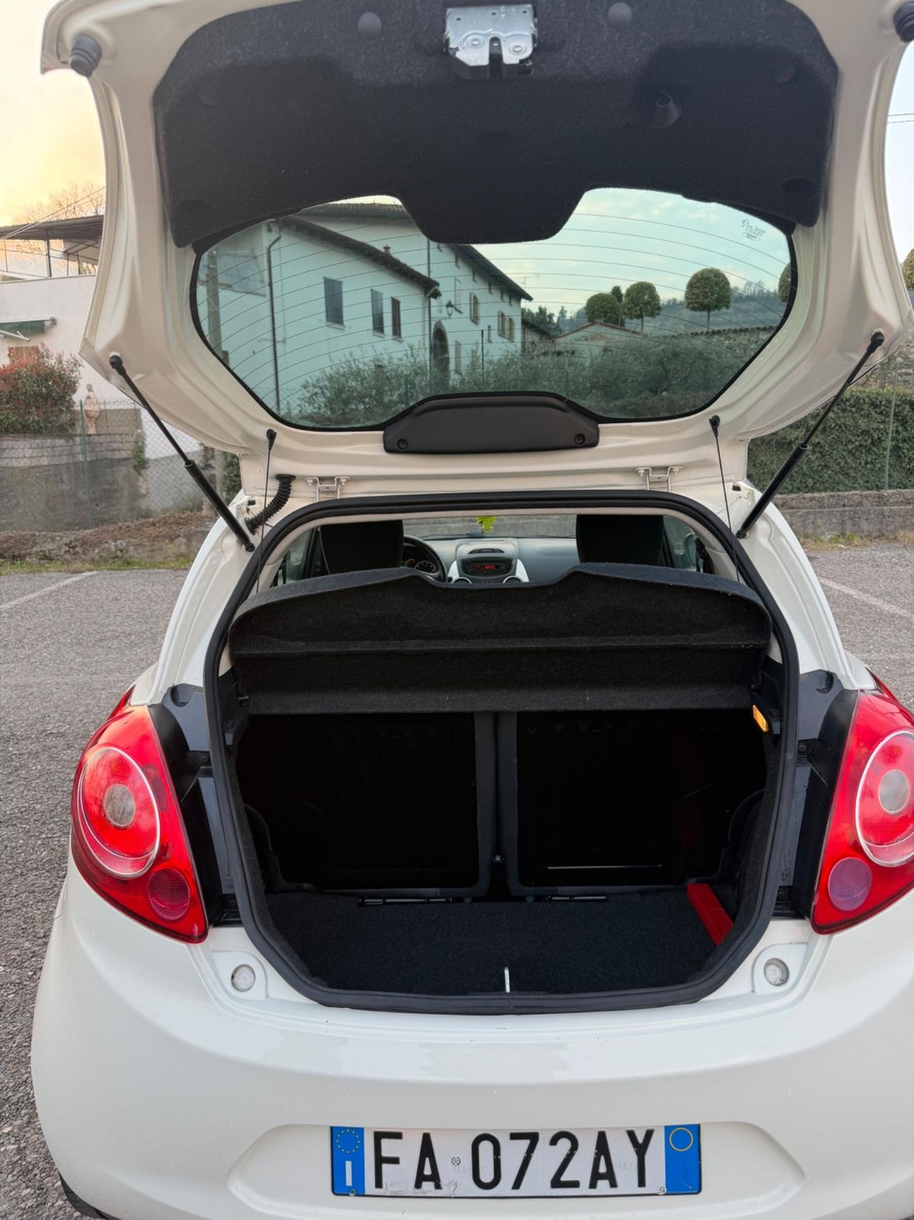 Ford Ka Ka+ 1.2 8V 69CV Titanium