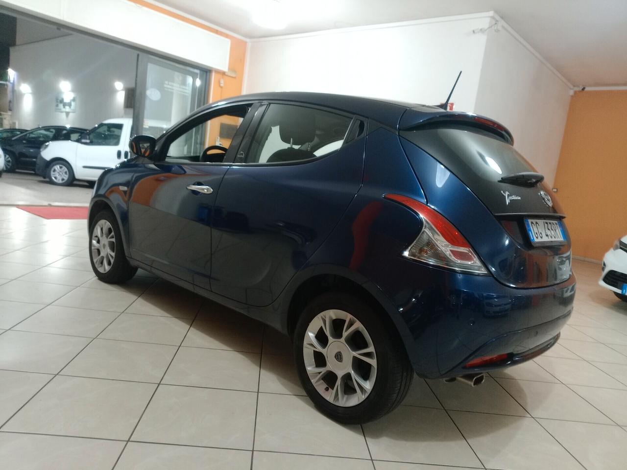 Lancia Ypsilon 1.2 69 CV 5 porte GPL Ecochic Gold