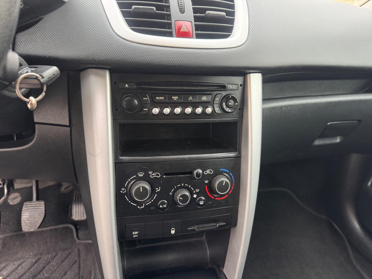 Peugeot 207 1.4 BENZINA 75CV 2011