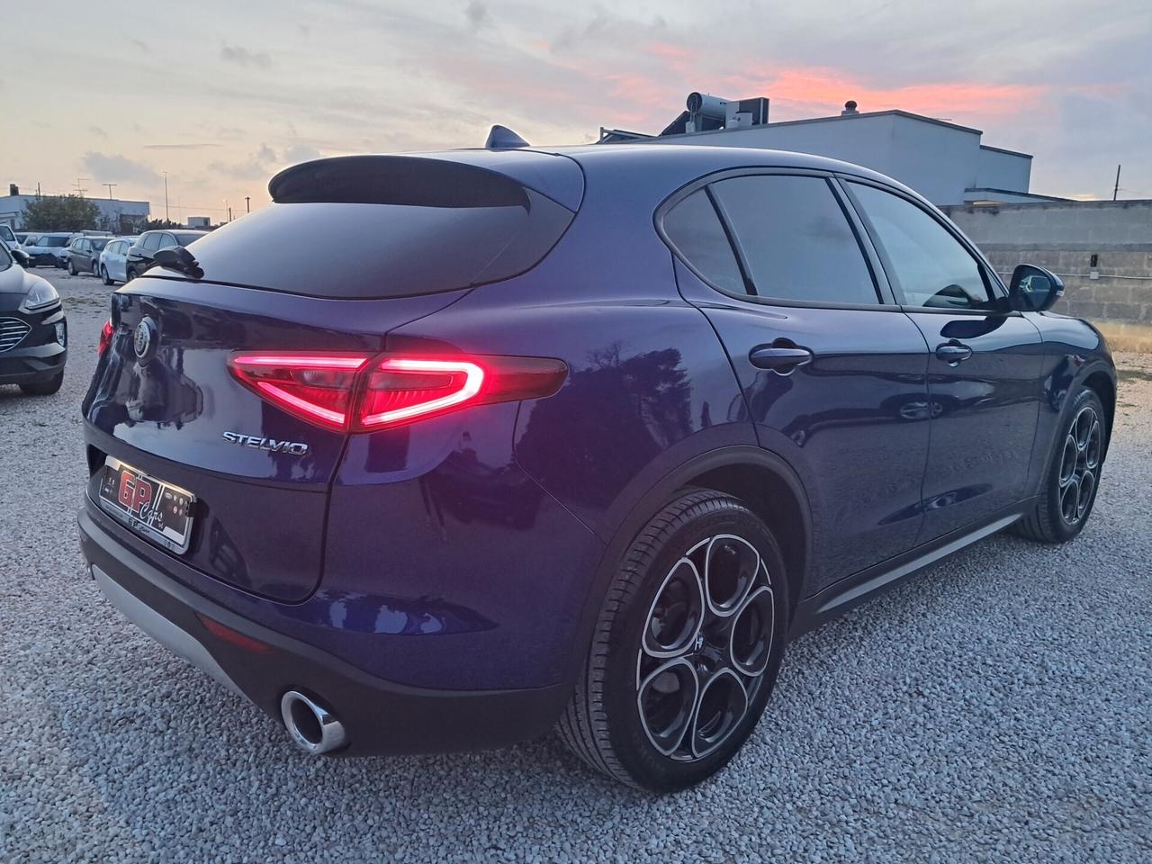 Alfa R. Stelvio 190 CV * AT8 Q4 *LED-PELLE-CERCHI 20*