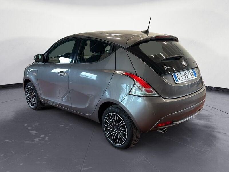 Lancia Ypsilon YPSILON 1.0 FireFly Hybrid 70cv