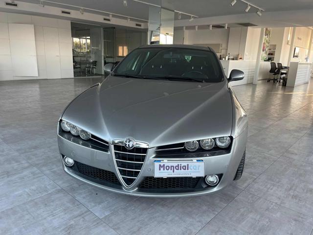 ALFA ROMEO 159 1.9 JTDm 16V Sportwagon TI