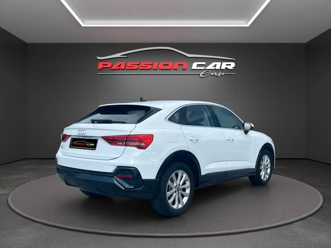 Audi Q3 Sportback 35 2.0 tdi