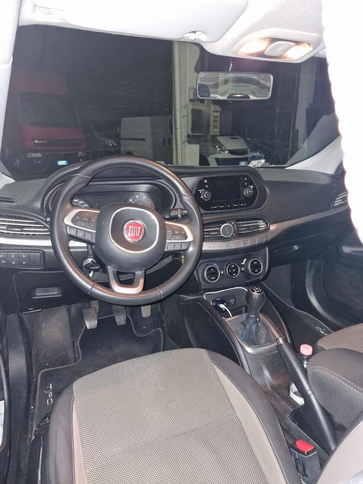 Fiat Tipo 1.3 Mjt 4 porte Lounge