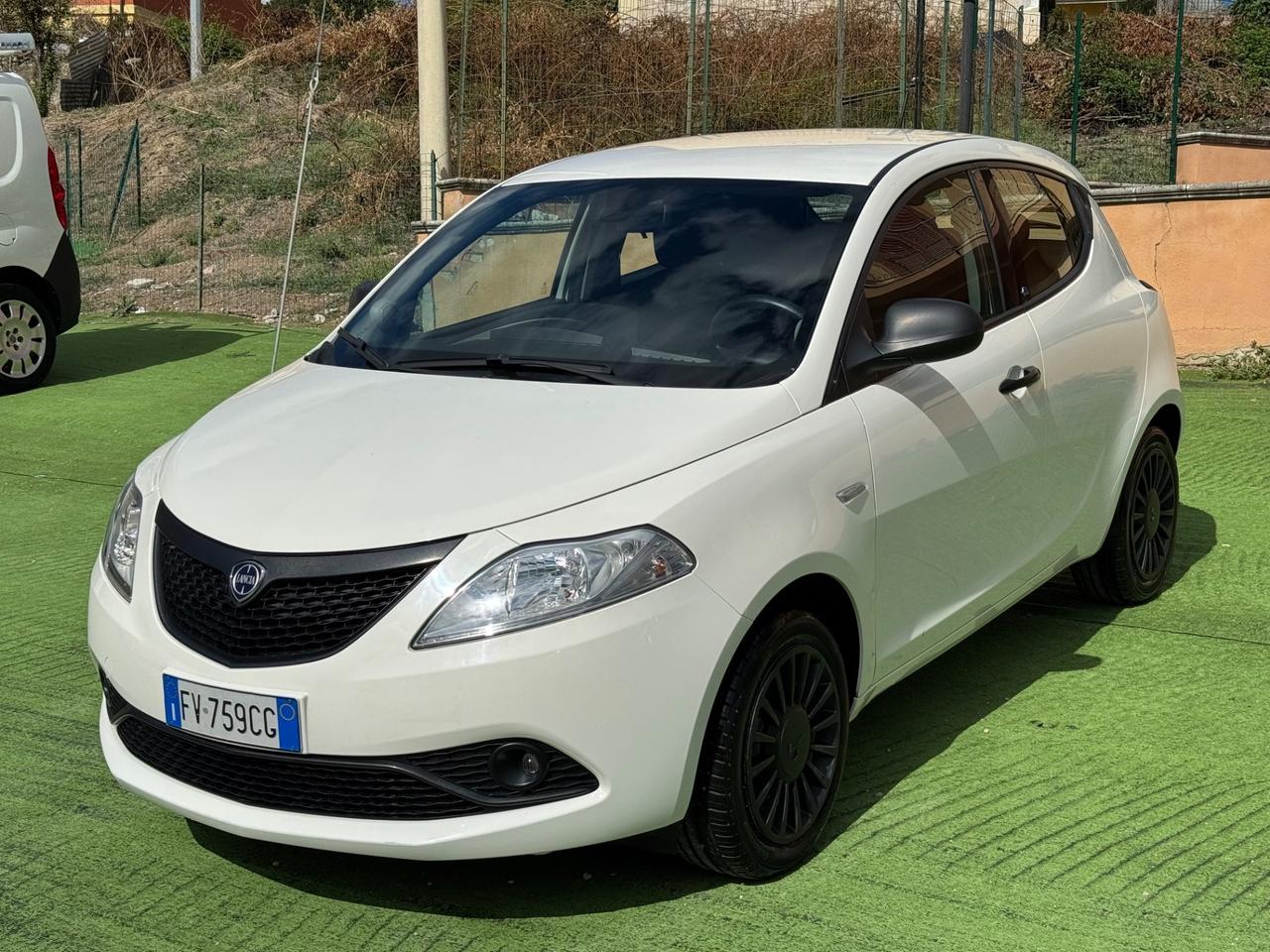 Lancia Ypsilon 1.2 69 CV Solo 47.000 km