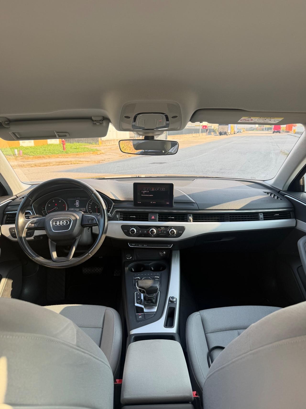 Audi A4 Avant 2.0 TDI 190 CV ultra Business Sport