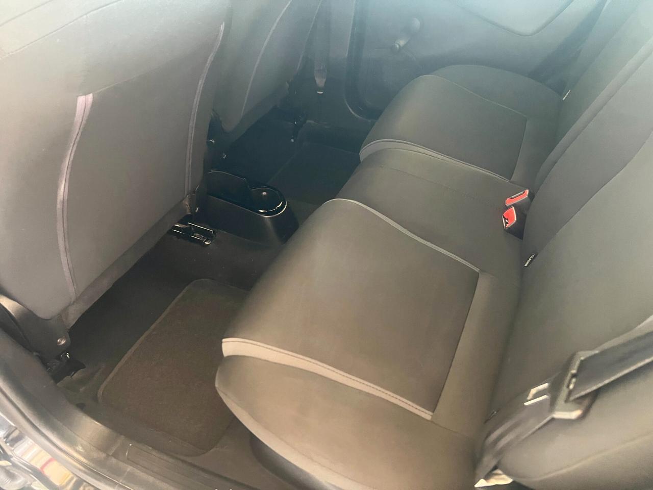 Lancia Ypsilon 0.9 TwinAir 85 CV 5 porte Metano Ecochic Gold OK NEOPATENTATI