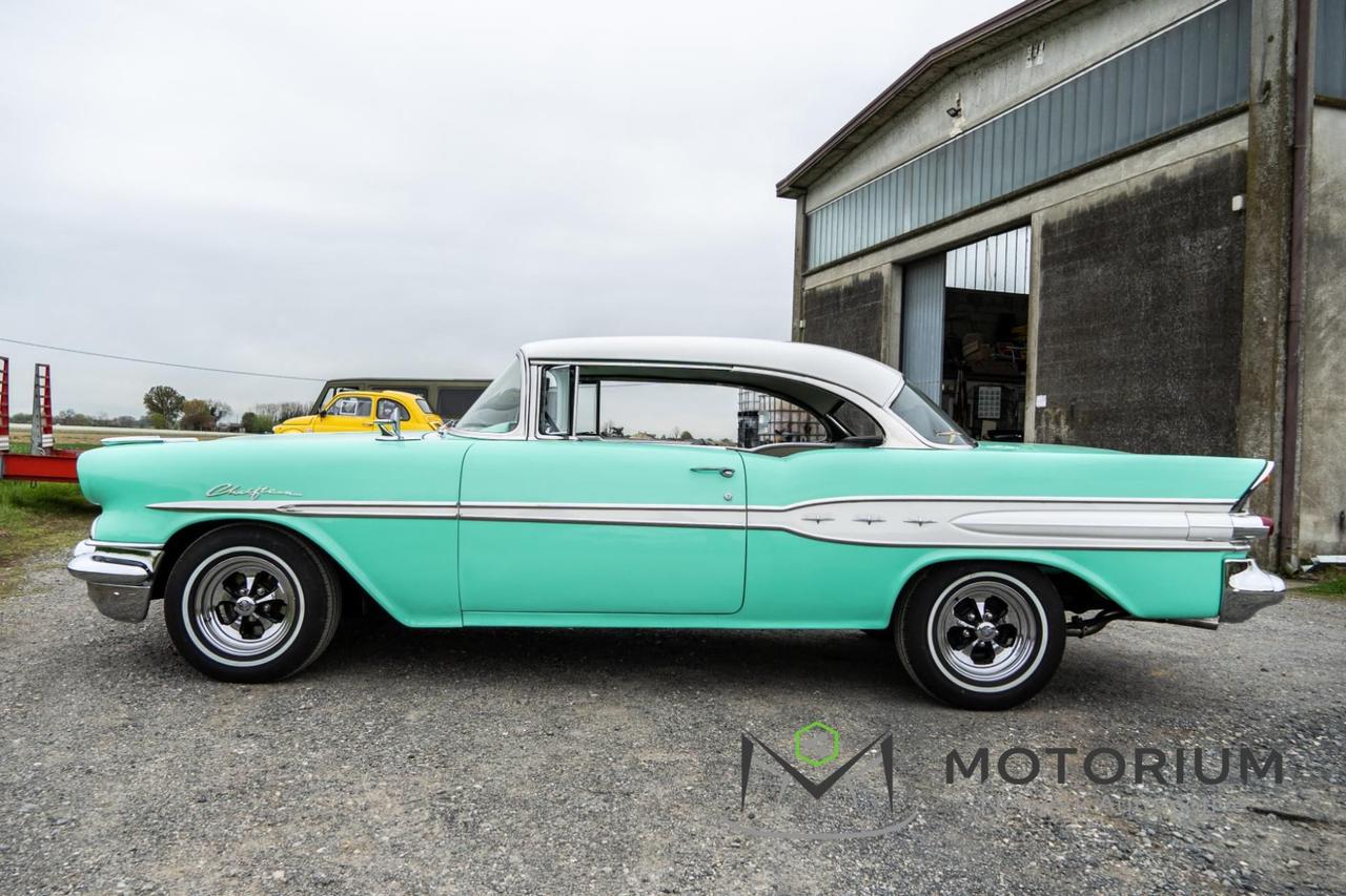 PONTIAC CHIEFTAIN 5.7 V8 - 2 DOOR HARDTOP 1957 - RESTAURO TOTALE