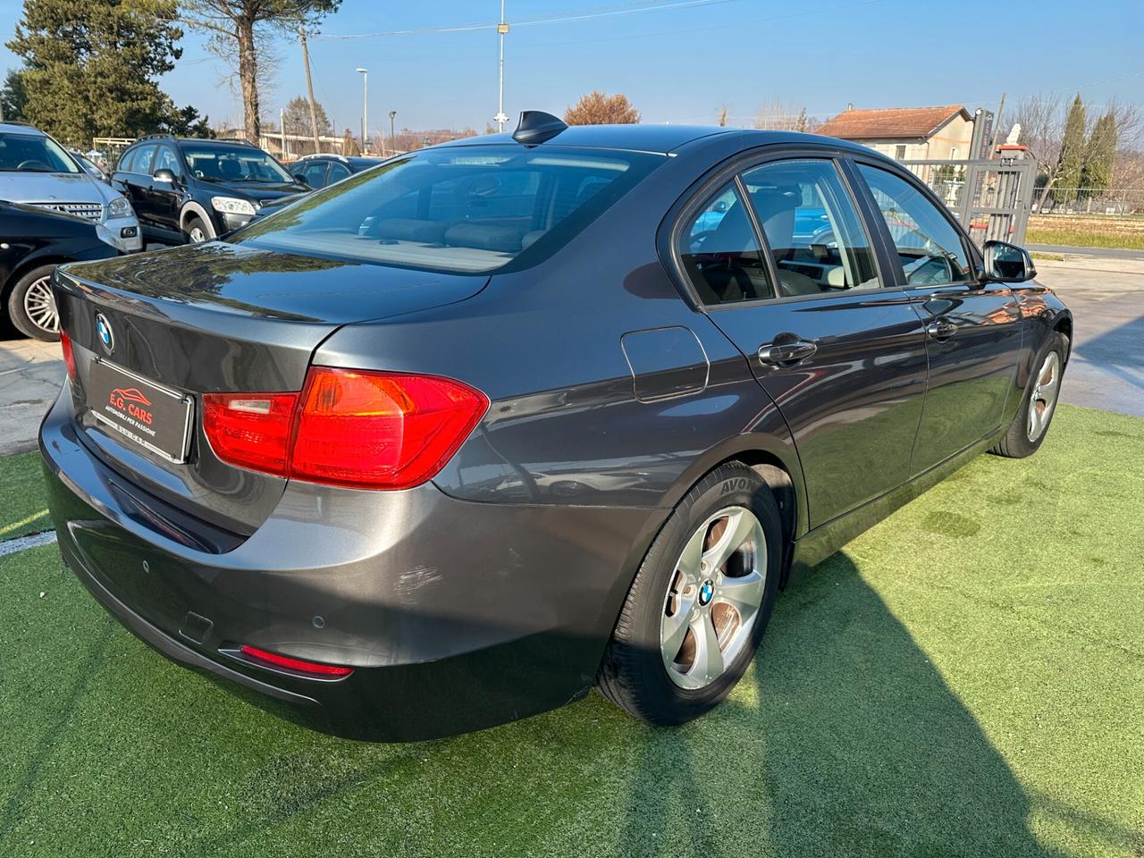 BMW 320 D*BERLINA*LUXURY*NAVI*PELLE*PDC*BLUETOOTH*