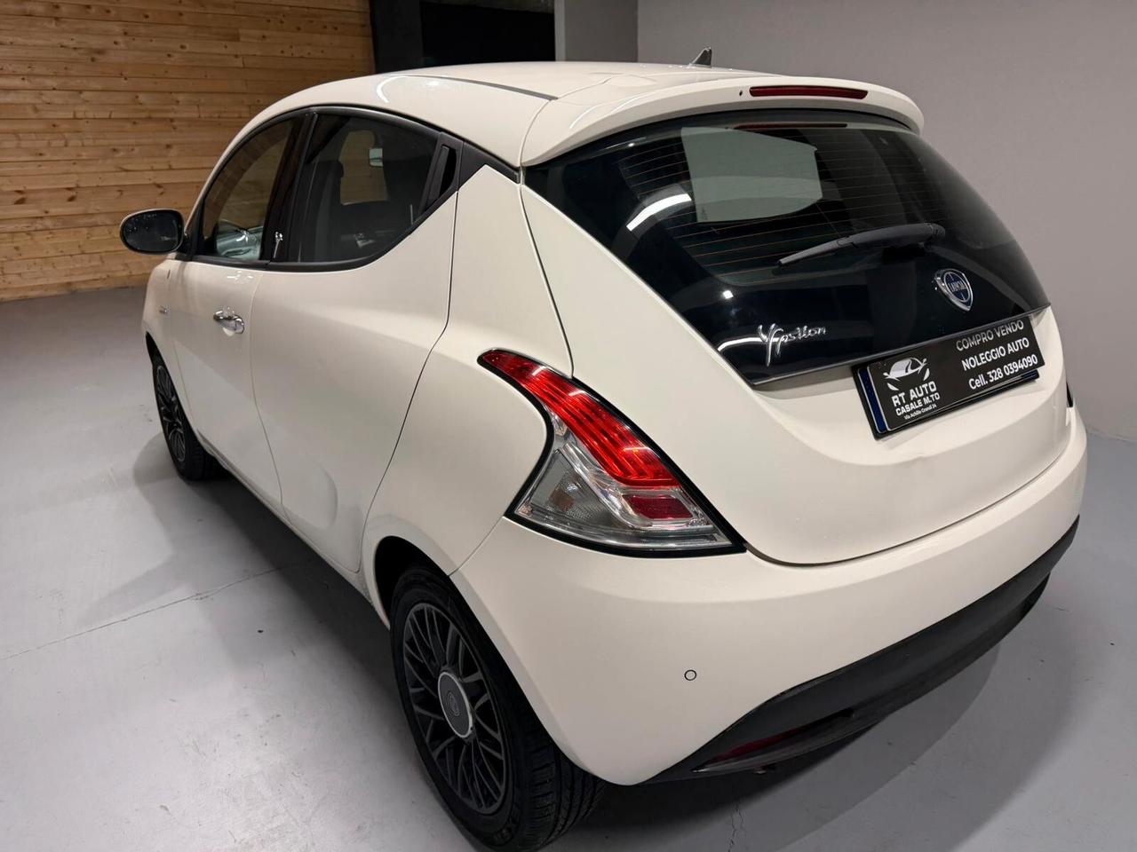 Lancia Ypsilon 1.2 69 CV 5 porte S&S Platinum