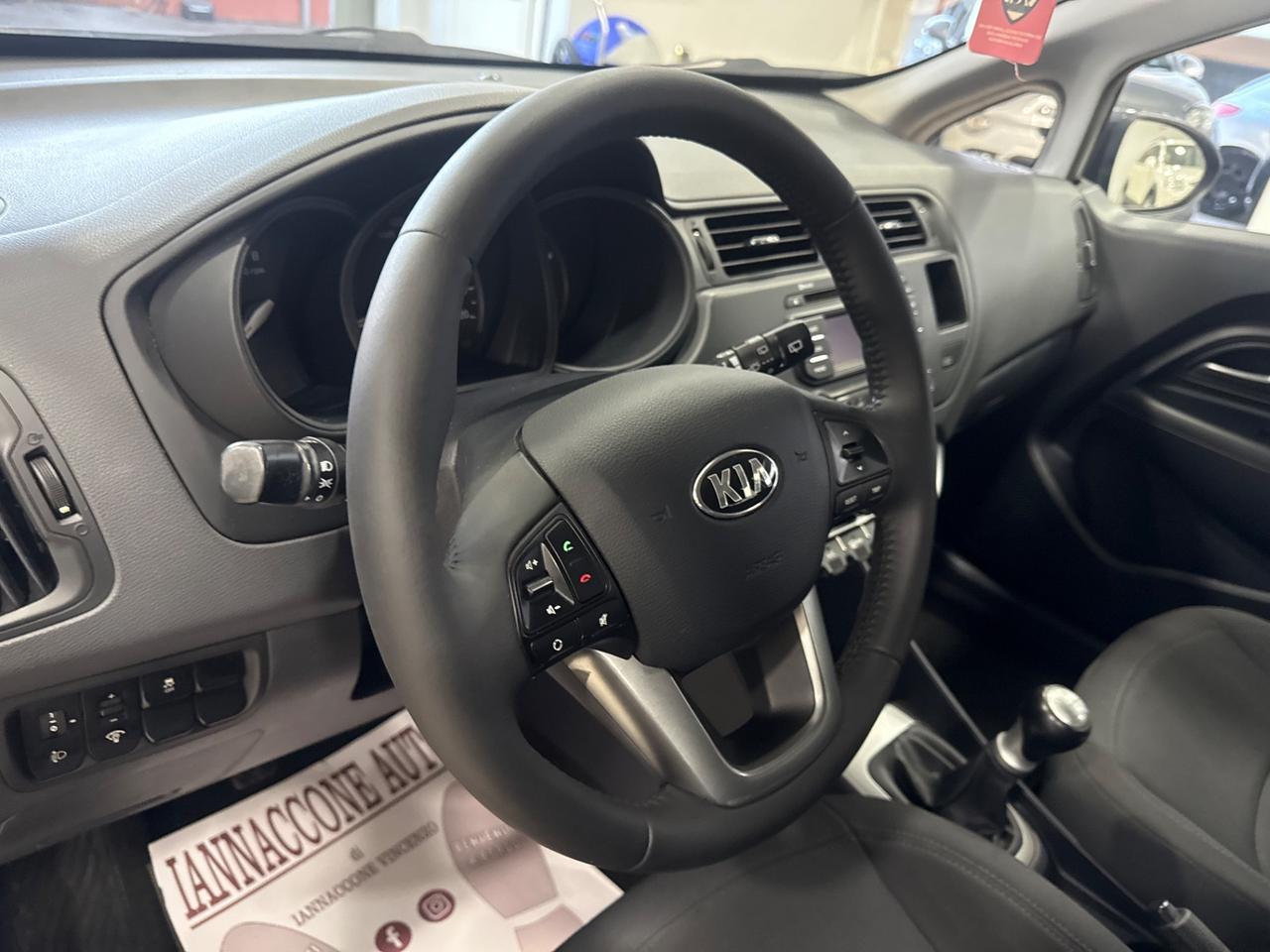 Kia Rio 1.2 gpl 2015 Full optional