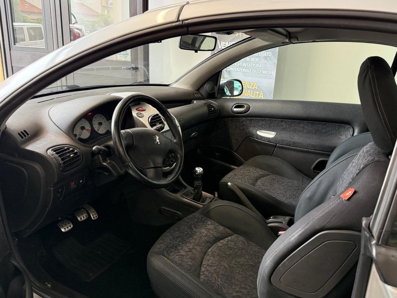 Peugeot 206 1.6 HDi CC Cabrio