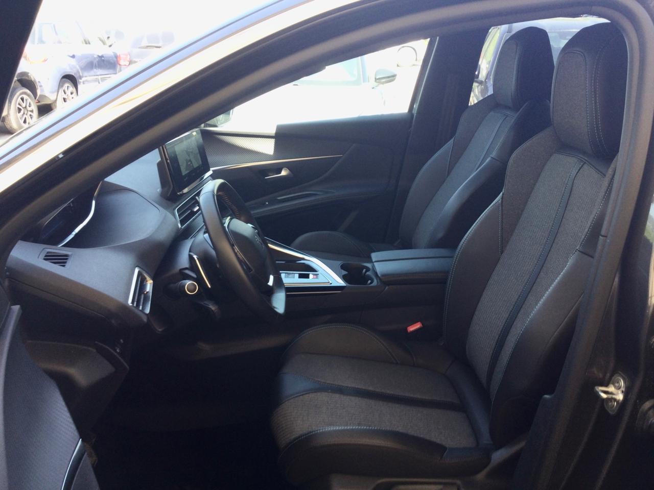 Peugeot 5008 BlueHDi 130 CV Automatico EAT8 Allure Pack 7 Posti