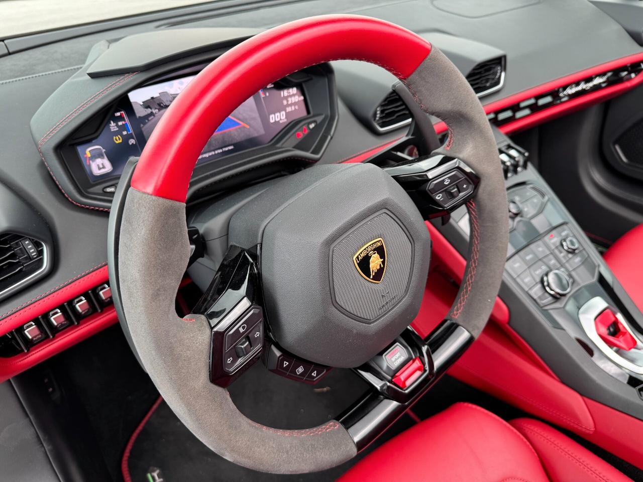 Lamborghini Huracan 5.2 V10 AWD Spyder