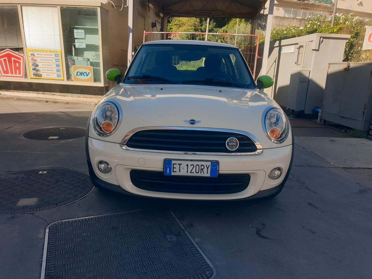 Mini 1.6 16V One (55kW)