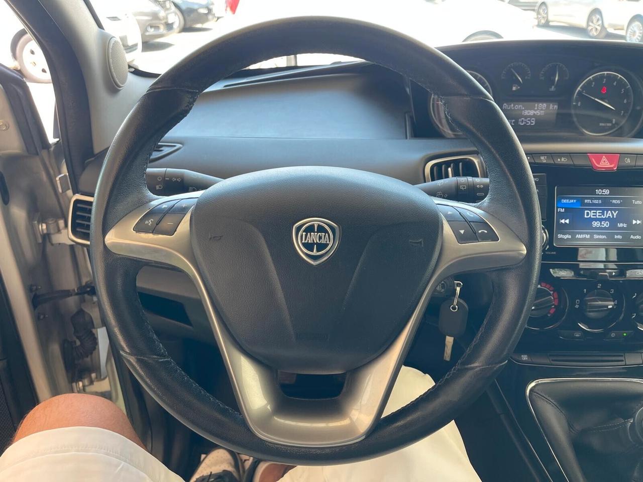 LANCIA YPSILON 1.2 BENZINA 70CV