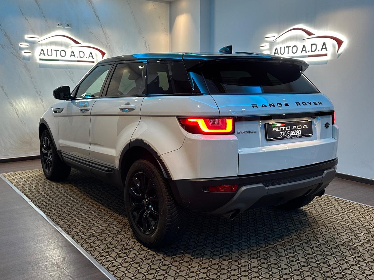 Land Rover Range Evoque 2.0 eD4 5p. SE Dynamic