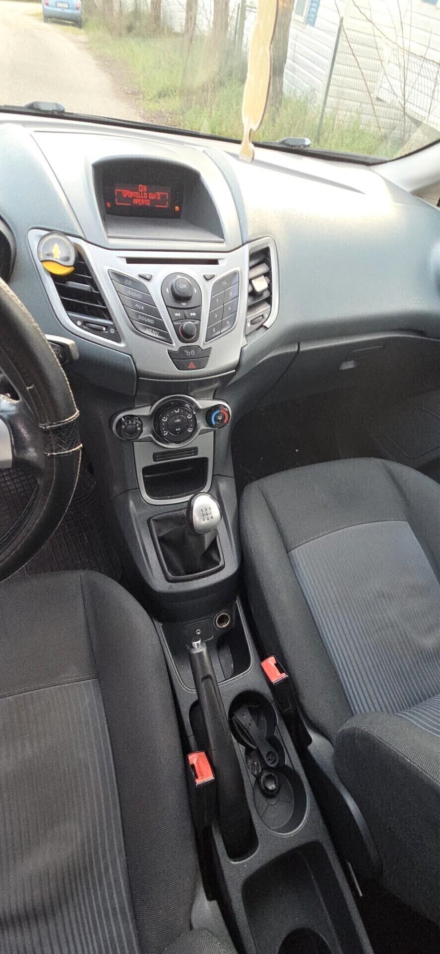 Ford Fiesta 1.4 TDCi 5p. Titanium