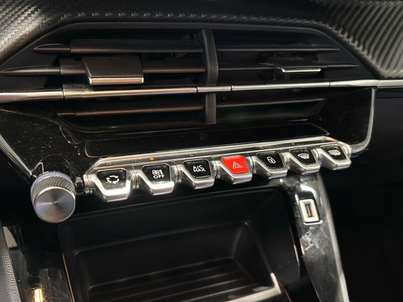 Peugeot 208 Active