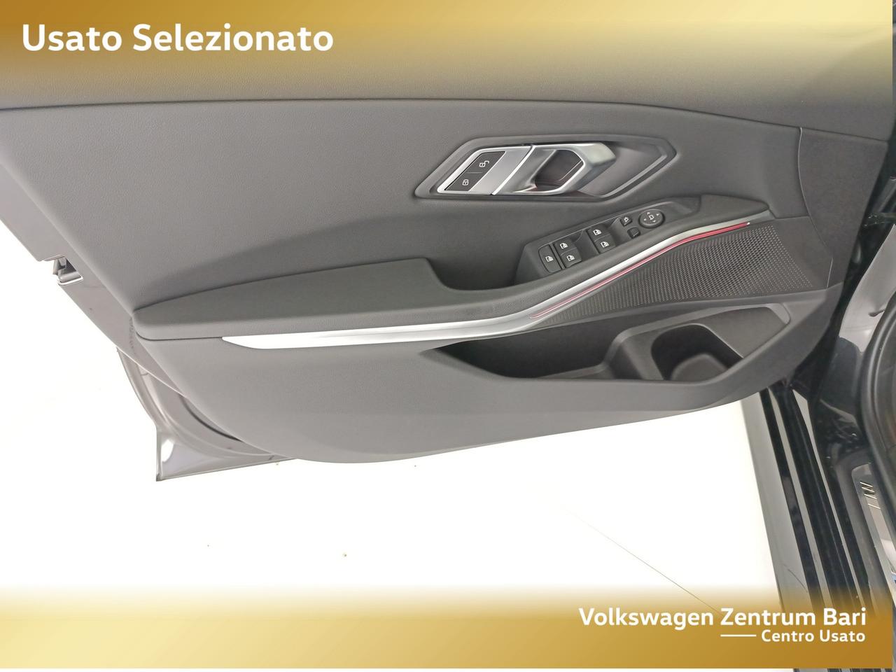 BMW Serie 3 318d mhev 48v msport auto