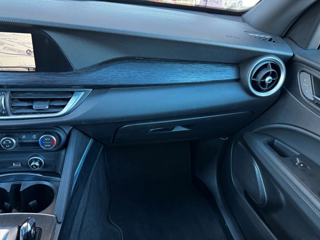 Alfa Romeo Stelvio Autocarro N1 2.2 T Rosso Edizione Rwd 160cv Auto