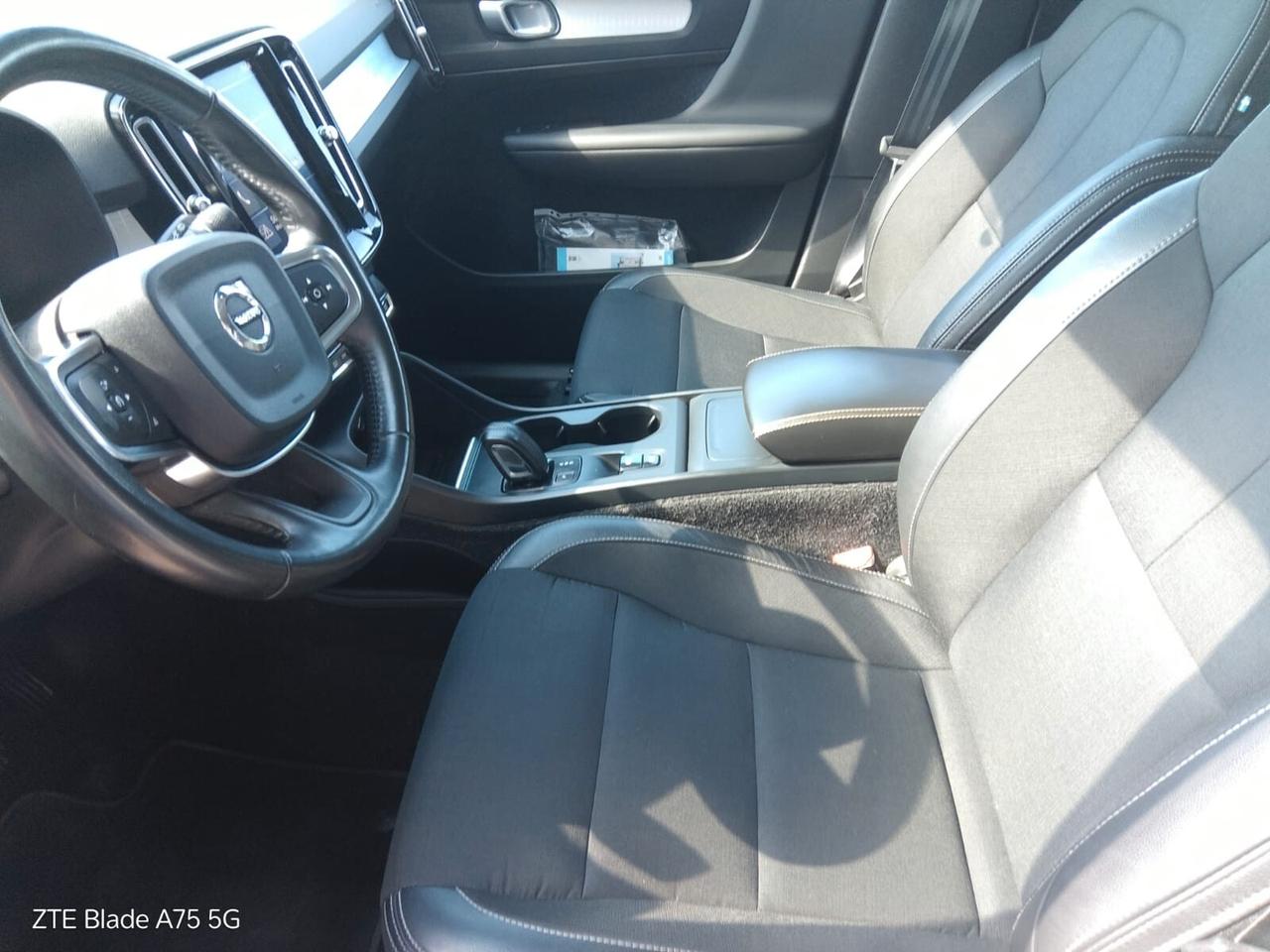 Volvo XC40 AWD