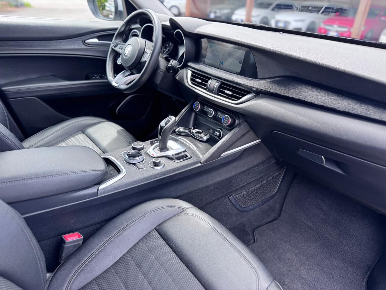 Alfa Romeo Stelvio 2.2 Turbodiesel 190 CV AT8 Q4 Super