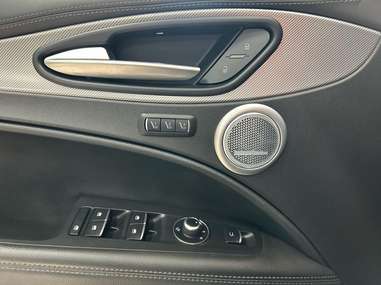 Alfa Romeo Stelvio 2.2 Turbodiesel 210 CV AT8 Q4 Veloce
