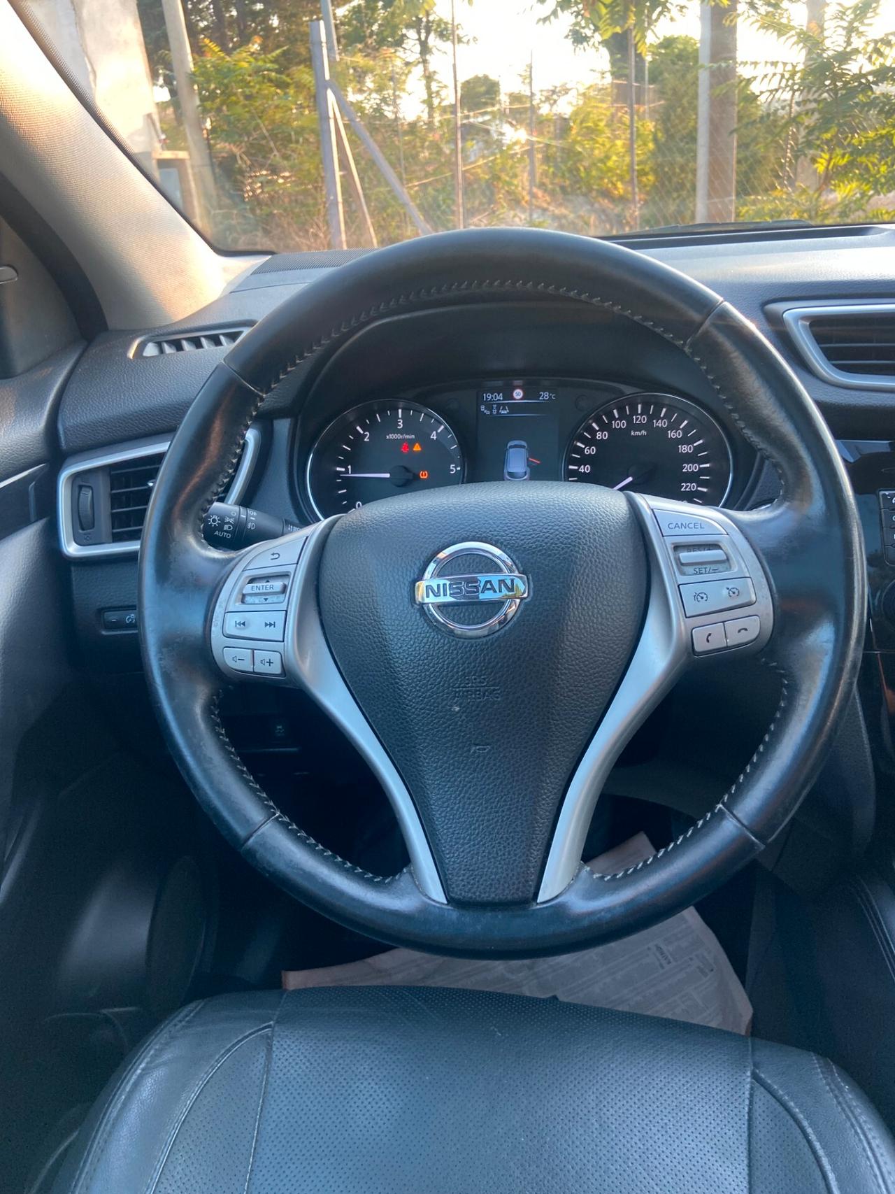 Nissan Qashqai 1.6 dCi Tekna (TETTO-NAVI-RETROCAMERA )