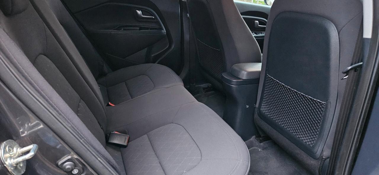 Kia Rio 1.1 CRDi 5p. Cool