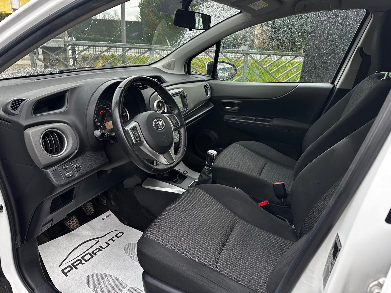 Toyota Yaris 1.4 D-4D 5 porte Lounge