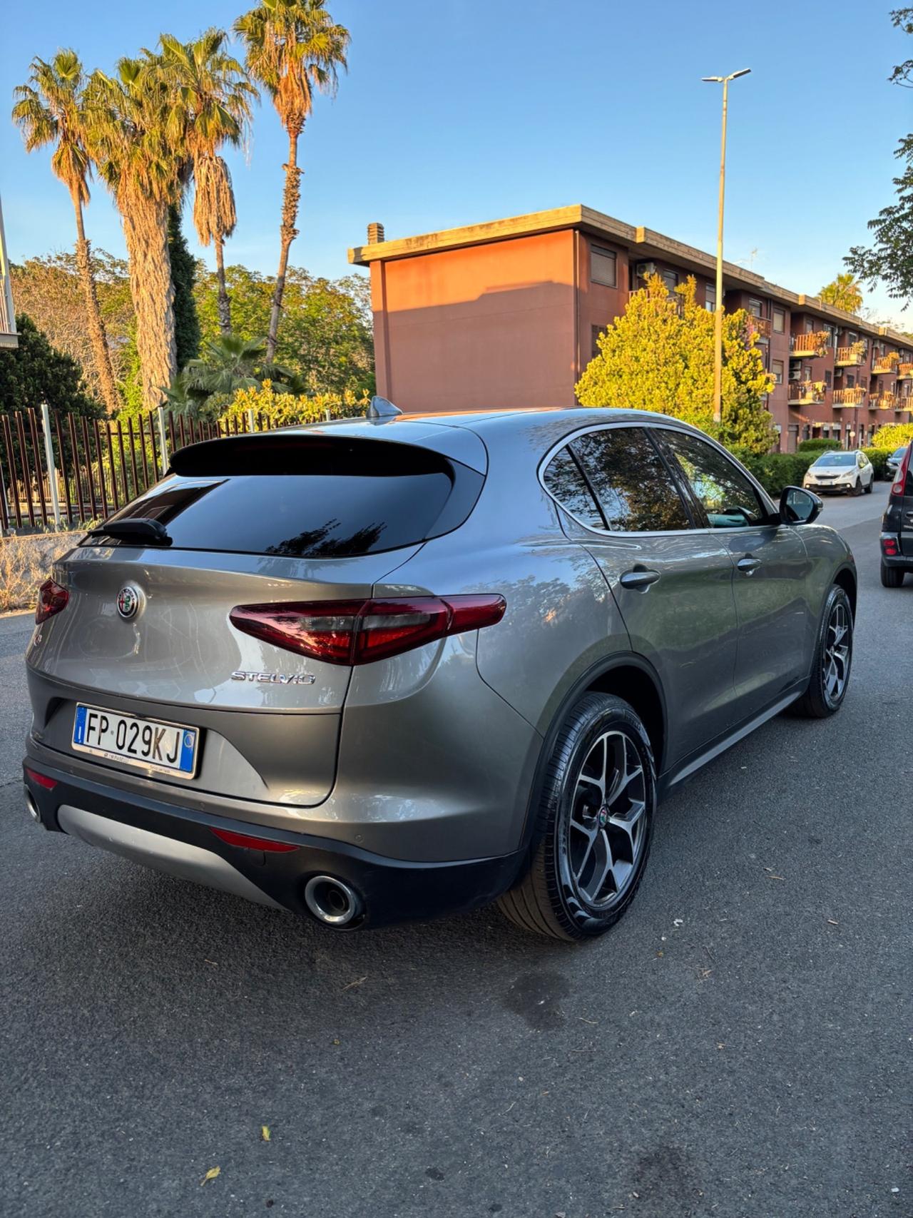 Alfa Romeo Stelvio 2.2 210 CV AT8 Q4 Executive