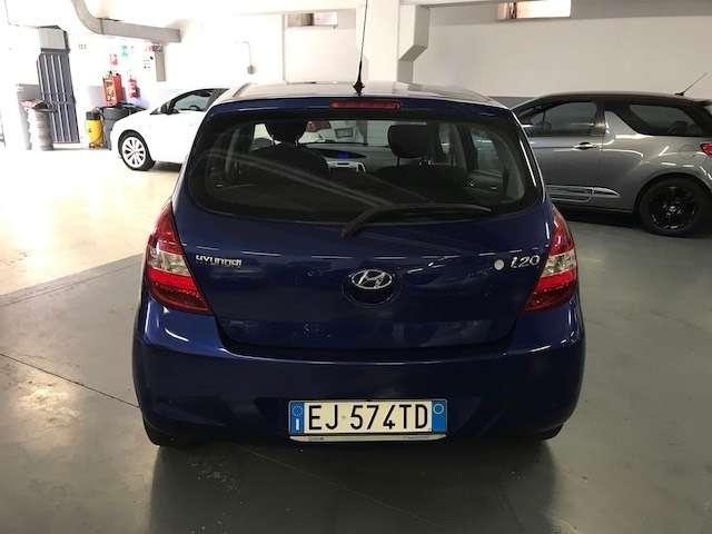 Hyundai i20 5p 1.2 Classic / POCHI KM / BENZINA